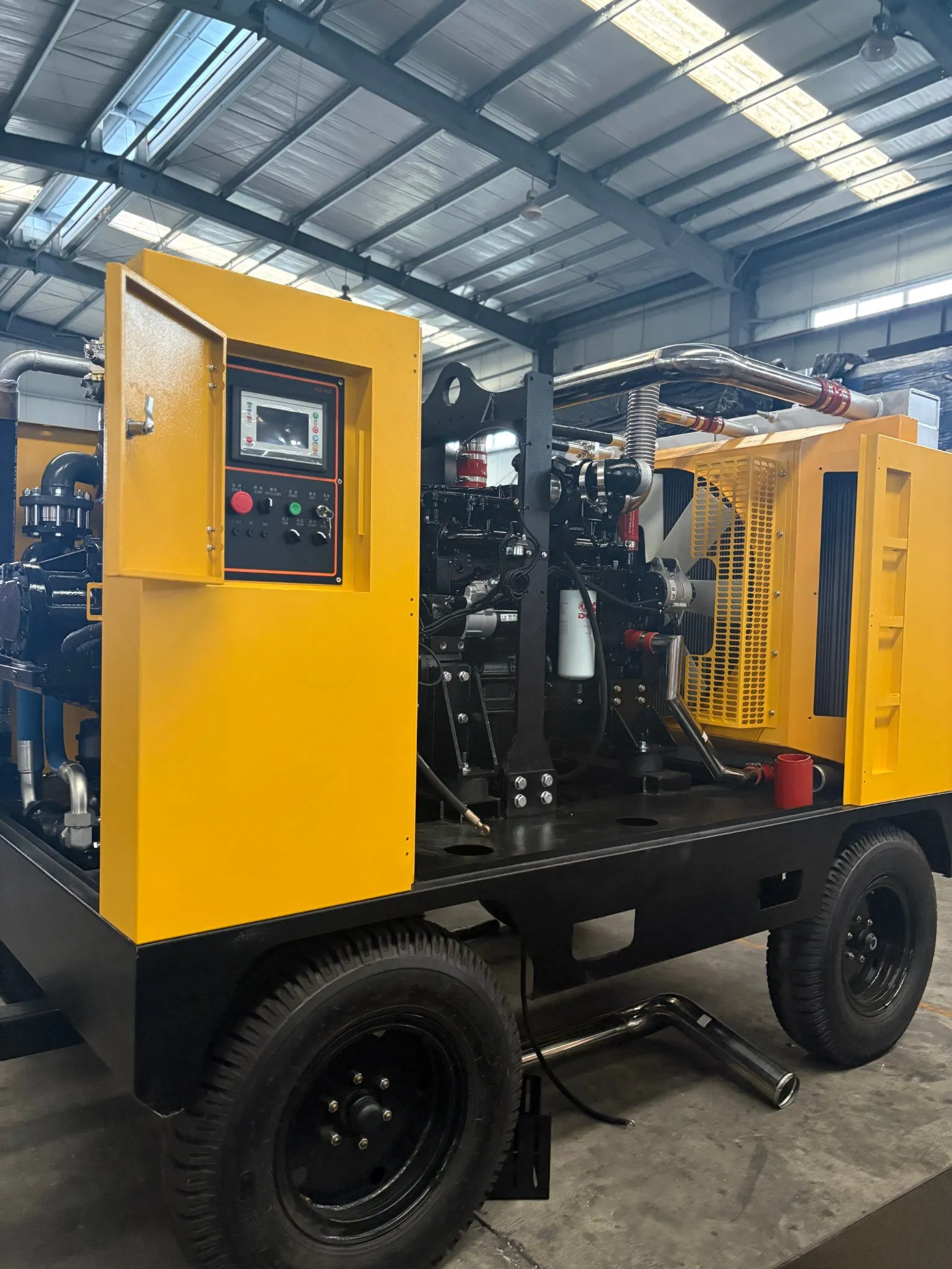 2-Stage Trailer-Mounted Heavy-Duty Big Air Compressor - 16Bar 900CFM