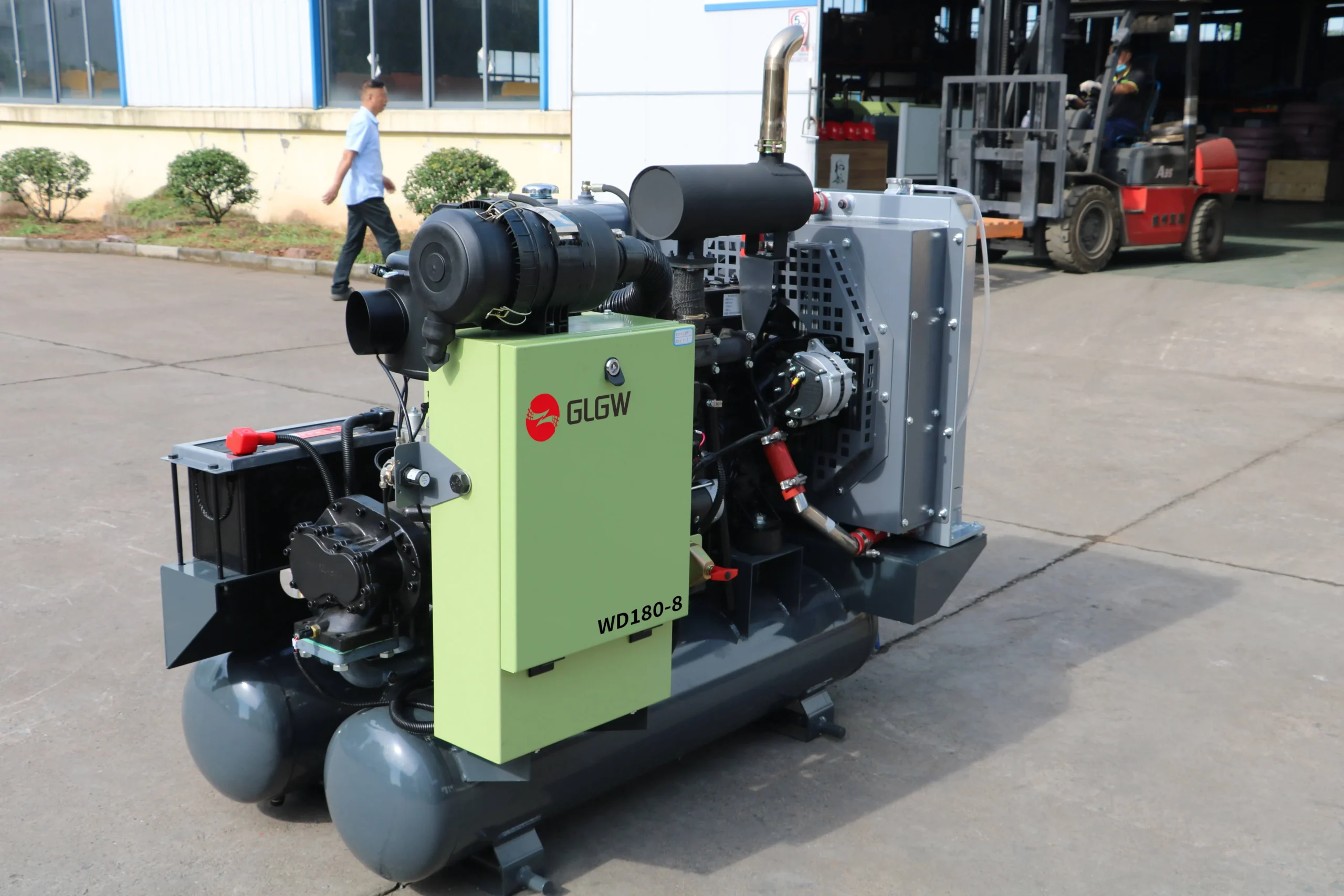Open Double-Tank 41kw Wheel Screw Diesel Air Compressor - Image 5