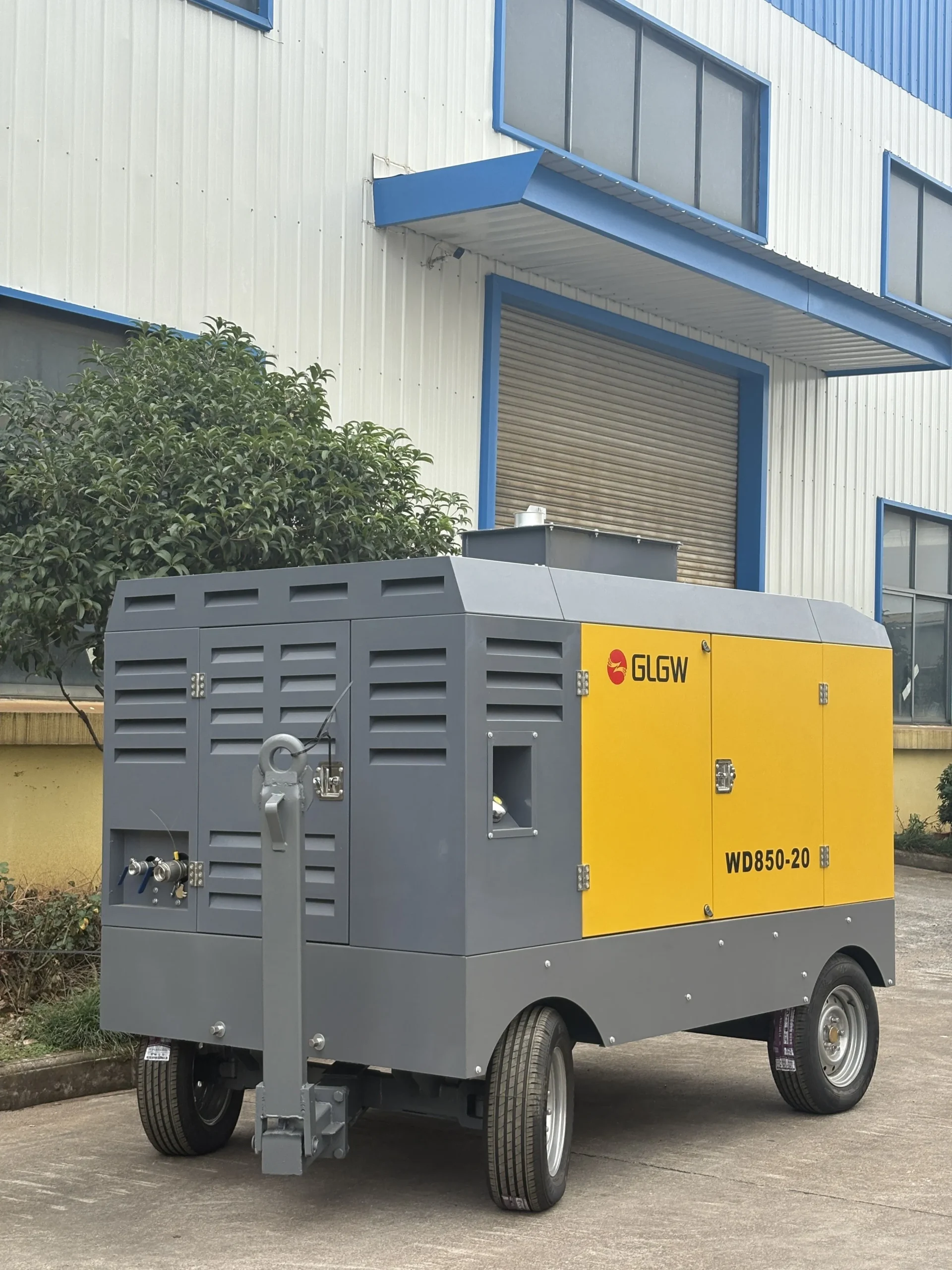 Portable Diesel Screw Air Compressor - 20Bar 850CFM - Image 3