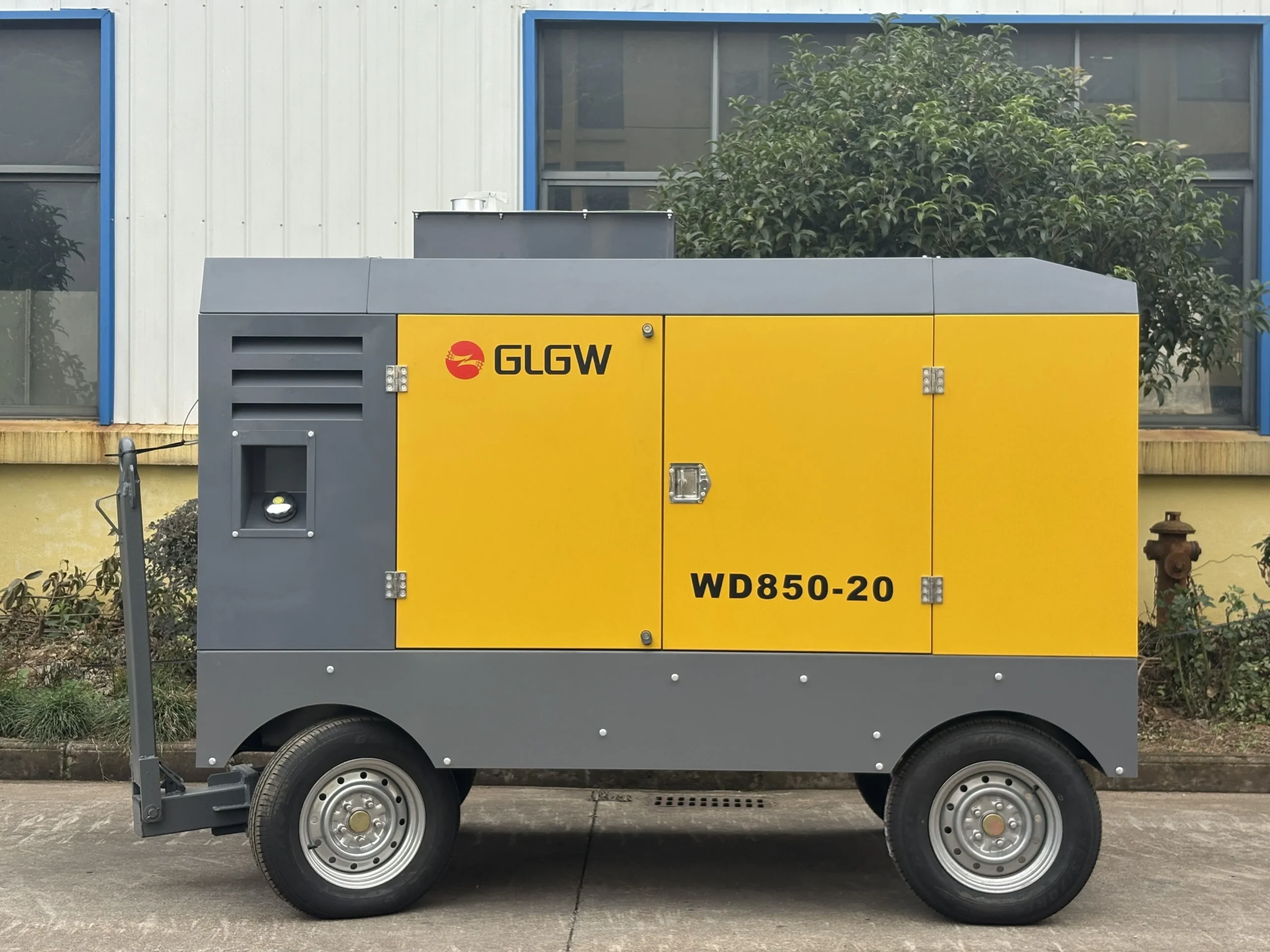 Portable Diesel Screw Air Compressor - 20Bar 850CFM