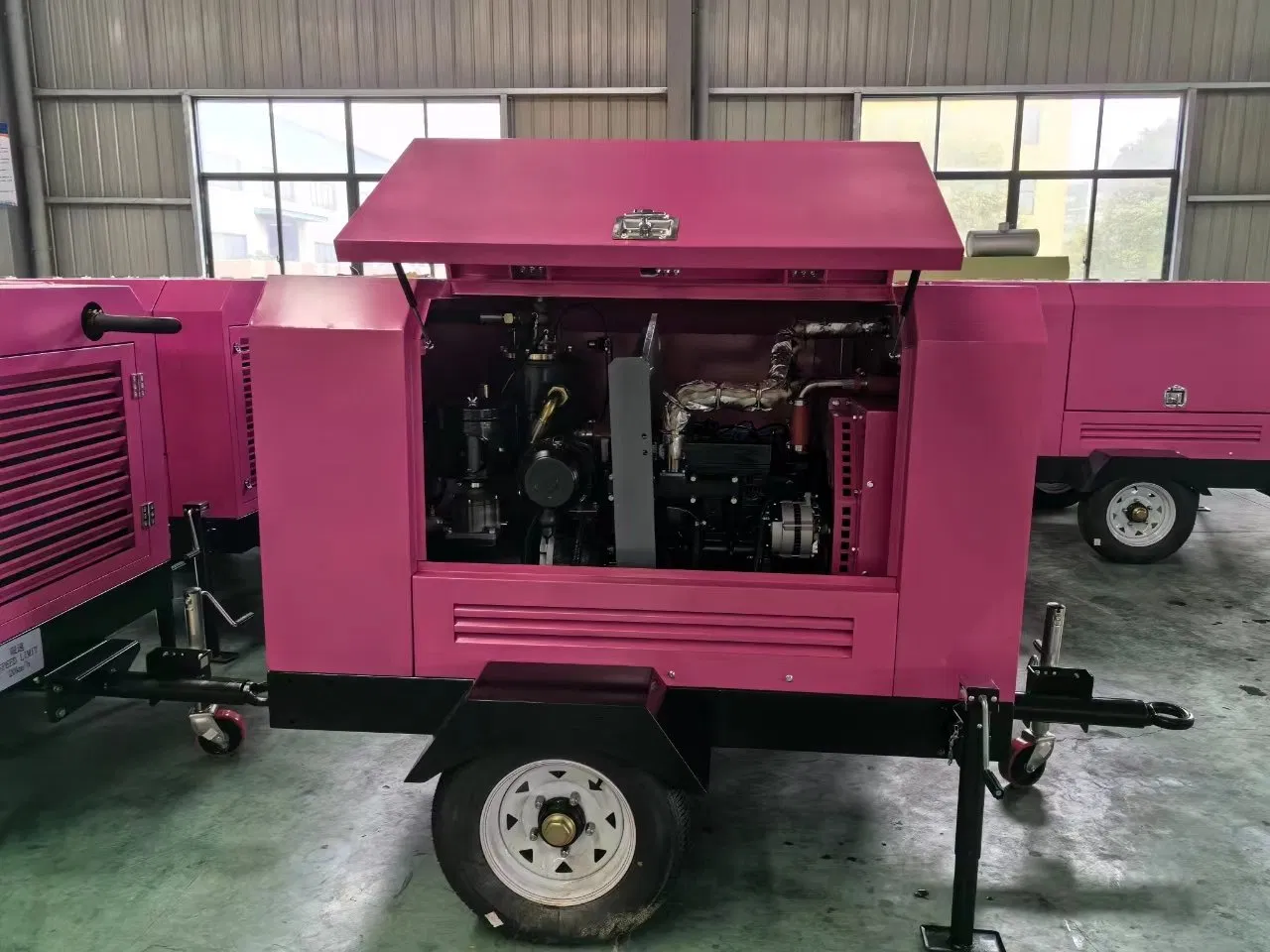Custom Diesel Portable Construction 4-Cylinders Towable Air Compressor