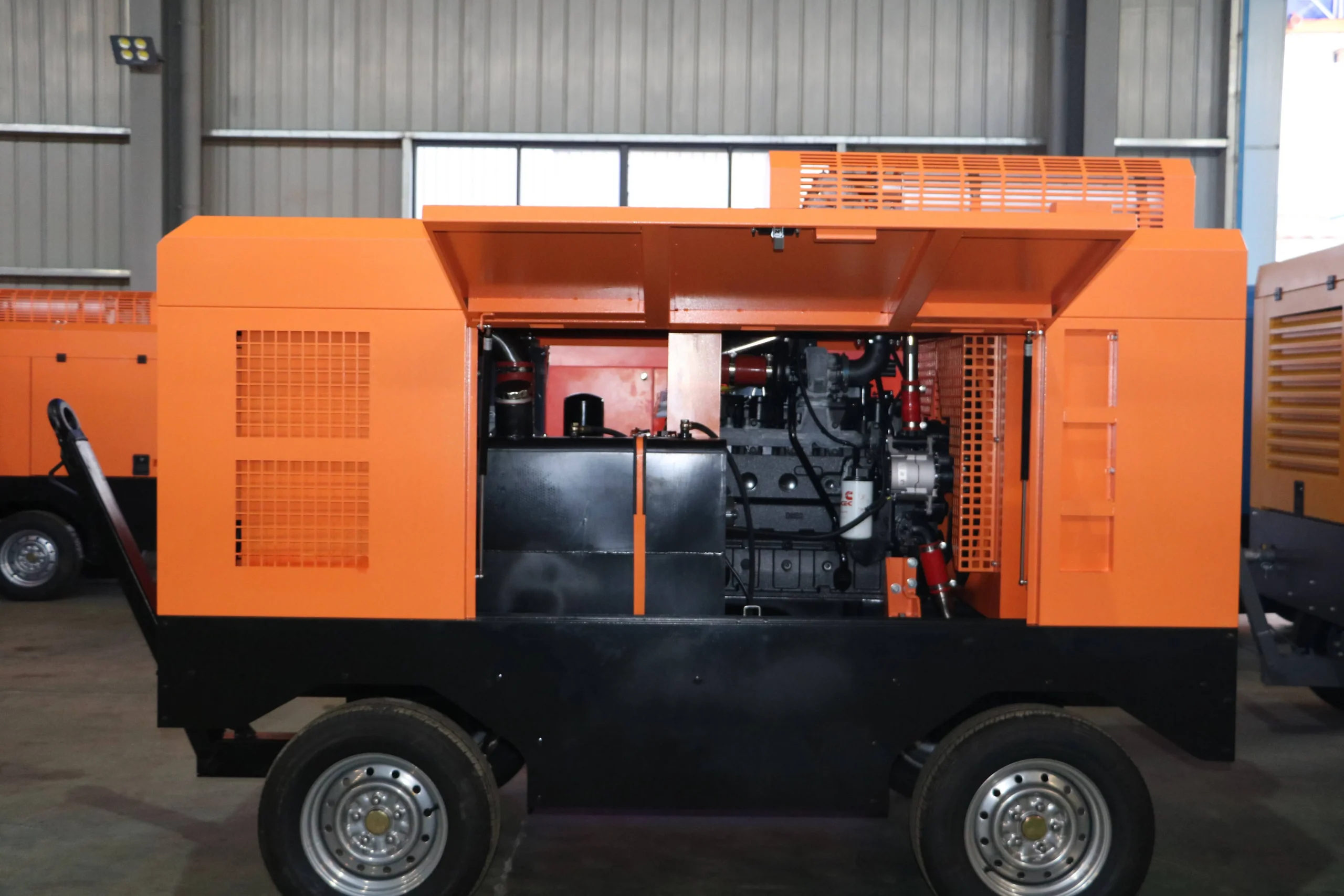 Cummins Diesel Engine Air Compressor - 132kw 15Bar 550CFM - Image 3