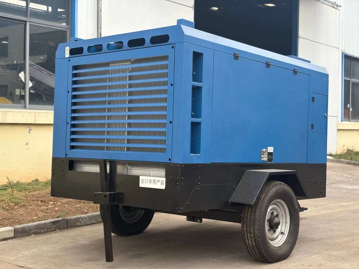 Trailer Diesel Screw Air Compressor - 8Bar 460CFM - Image 2