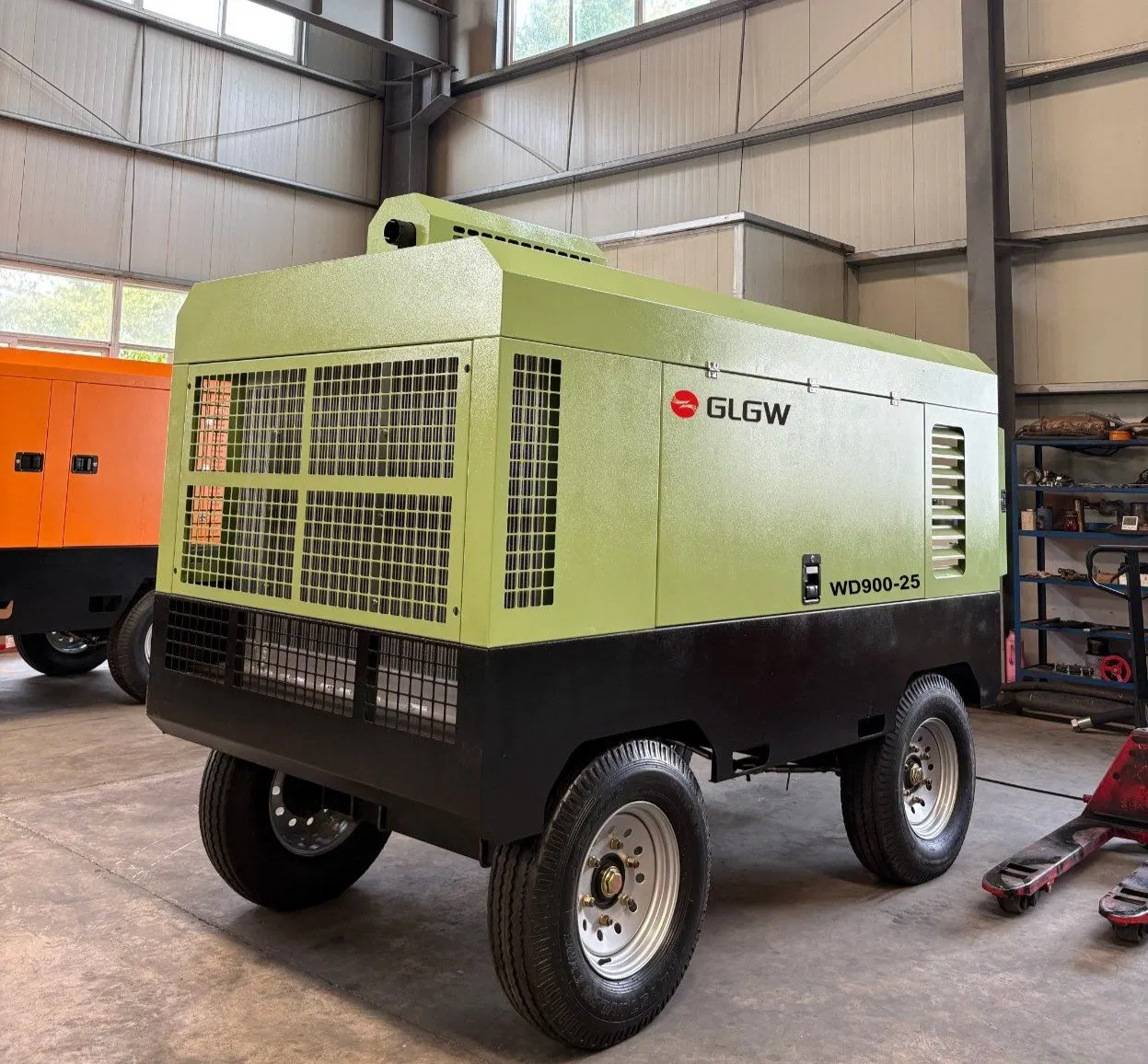 PortableCummins Diesel Air Compressor - 25Bar 900CFM - Image 5