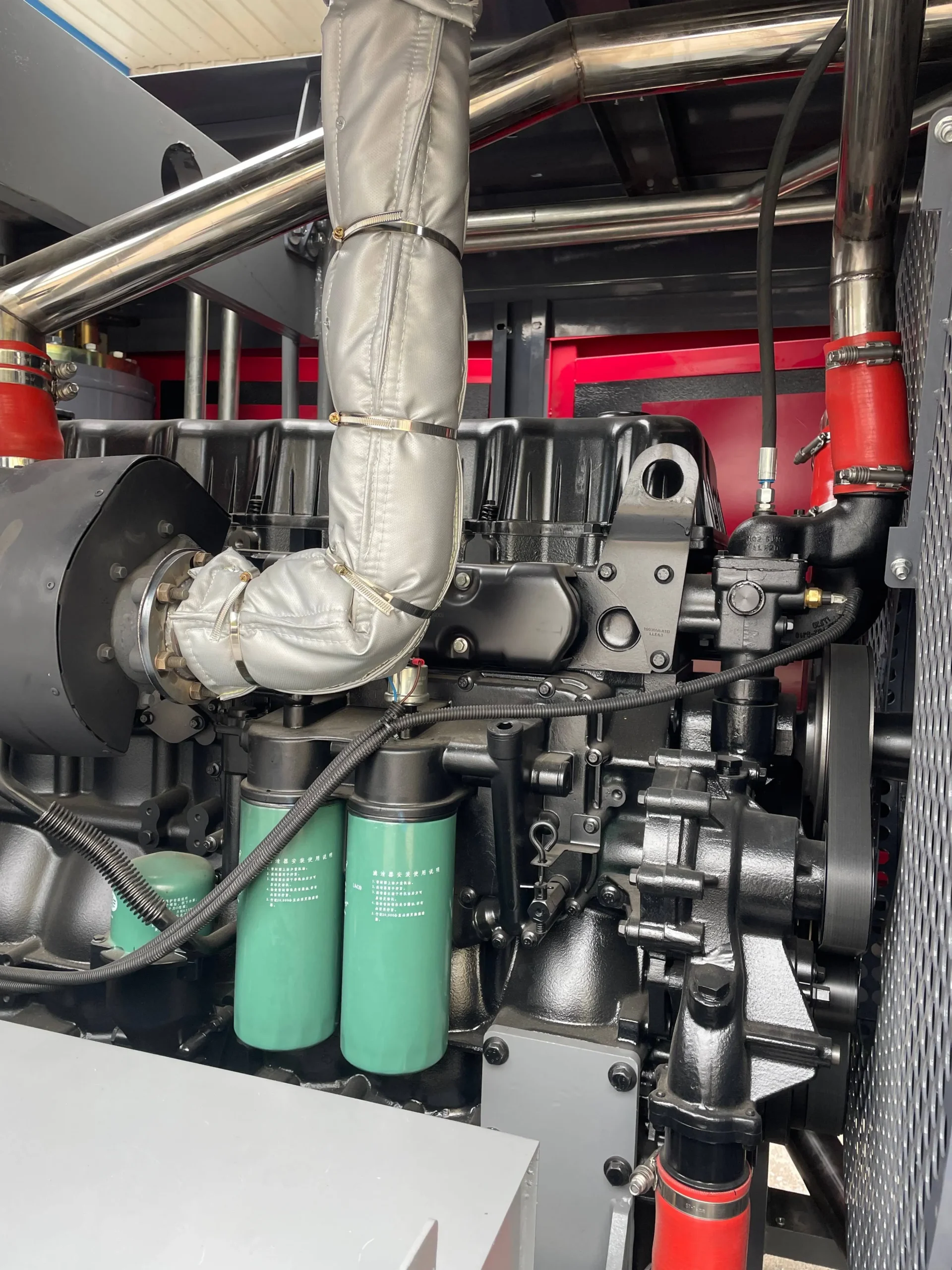 Cummins Two Stage Skid Diesel Screw Air Compressor - 294kw 25Bar 1100CFM - Image 3