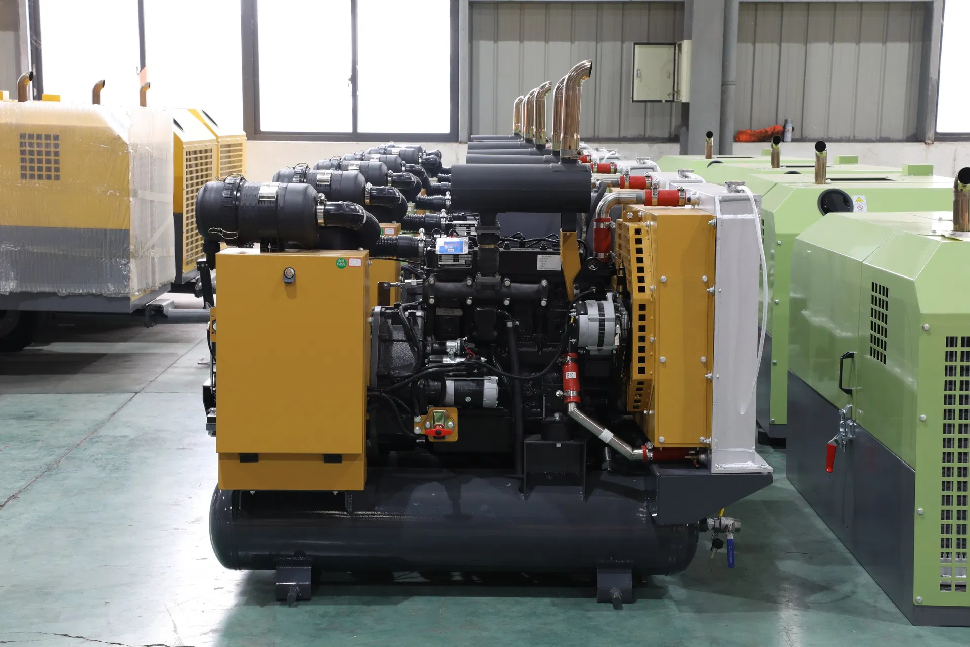 Double-Tank Portable Air Compressor - 8Bar 185CFM - Image 4