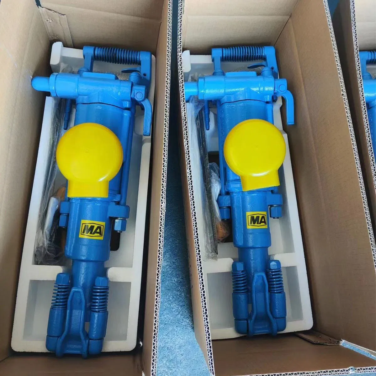 Yt28 Portable Lightweight Rock Drilling Jack Hammer - Image 2